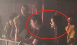 网红唐伯虎吃瓜视频大全,笑料百出，网红搞笑盛宴